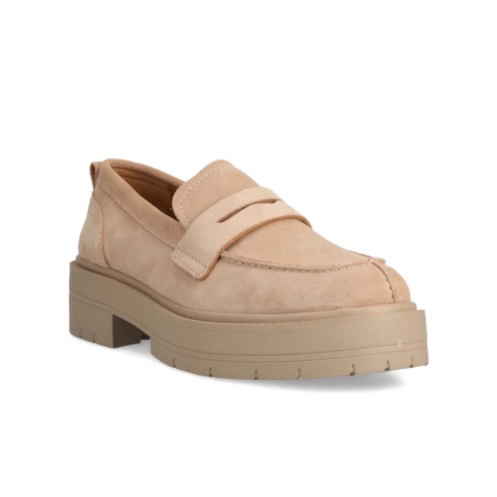 Geox Beige Suede Loafers Women's 👞 size 8
